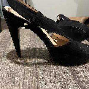 Nine West size 7.5 black heels